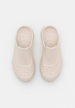 BOSS TITANIUM UNISEX - Mules - Open White 14 BOSS TITANIUM UNISEX - Mules - Open White -BOSS Sales Store 00f1ec08ee1b421bb6692fd6554914ce