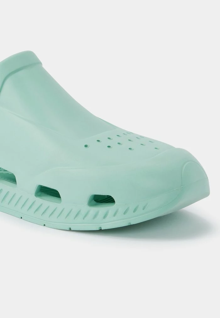 BOSS TITANIUM UNISEX - Mules - Pastel Green 5 BOSS TITANIUM UNISEX - Mules - Pastel Green - Image 3