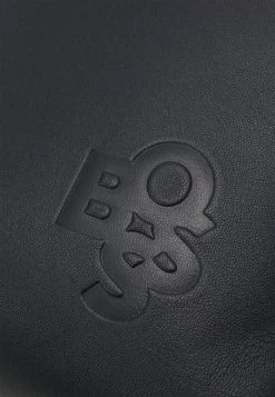BOSS MADEIRA SHOULD BAG - Handbag - Black 11 BOSS MADEIRA SHOULD BAG - Handbag - Black -BOSS Sales Store 10200e238c764318a7691117fa3b6e3f