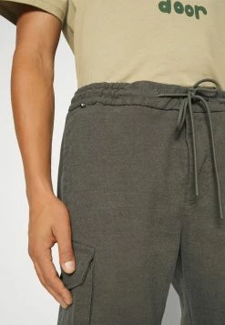 BOSS PALOSON - Cargo Trousers - Open Green -BOSS Sales Store 146ae4abb89949d5ae4998442116bbd7