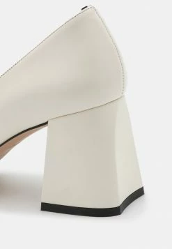 BOSS CHARLOTTE - Classic Heels - Natural Fourteen -BOSS Sales Store 17b7276c1bfc4c8189c43672ea2f389c