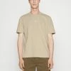 BOSS TCHUP - Basic T-shirt - Light Beige 1 BOSS TCHUP - Basic T-shirt - Light Beige -BOSS Sales Store 2d487b94a88b49a0b2ea1354e82712e9