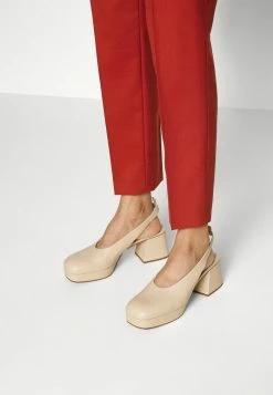 BOSS TILUNA - Trousers - Medium Red -BOSS Sales Store 42f41ce45fef41ad81f67875e35738d8