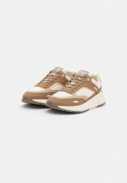 BOSS SKYLAR RUNN - Trainers - Medium Beige -BOSS Sales Store 4c9129a7fa494bc0b168d48fddf8bb1b