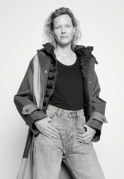 BOSS ECIRASA - Long Sleeved Top - Midnight -BOSS Sales Store 5ef5cf409eec49cfa22c67c215f2d128