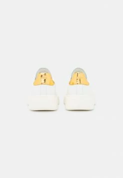 BOSS AMBER - Trainers - Open White -BOSS Sales Store 675a123a4c4e414dae2907c0ff665119