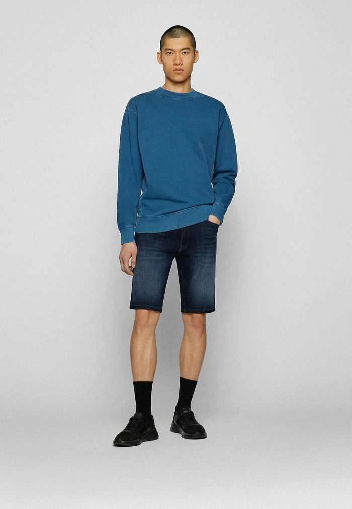 BOSS MAINE - Denim Shorts - Dark Blue Twelve 4 BOSS MAINE - Denim Shorts - Dark Blue Twelve - Image 2