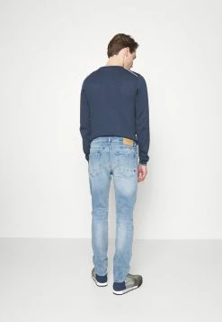 BOSS TABER - Jeans Tapered Fit - Medium Blue -BOSS Sales Store 70fb2537e79d4805adadb122acf05ee6