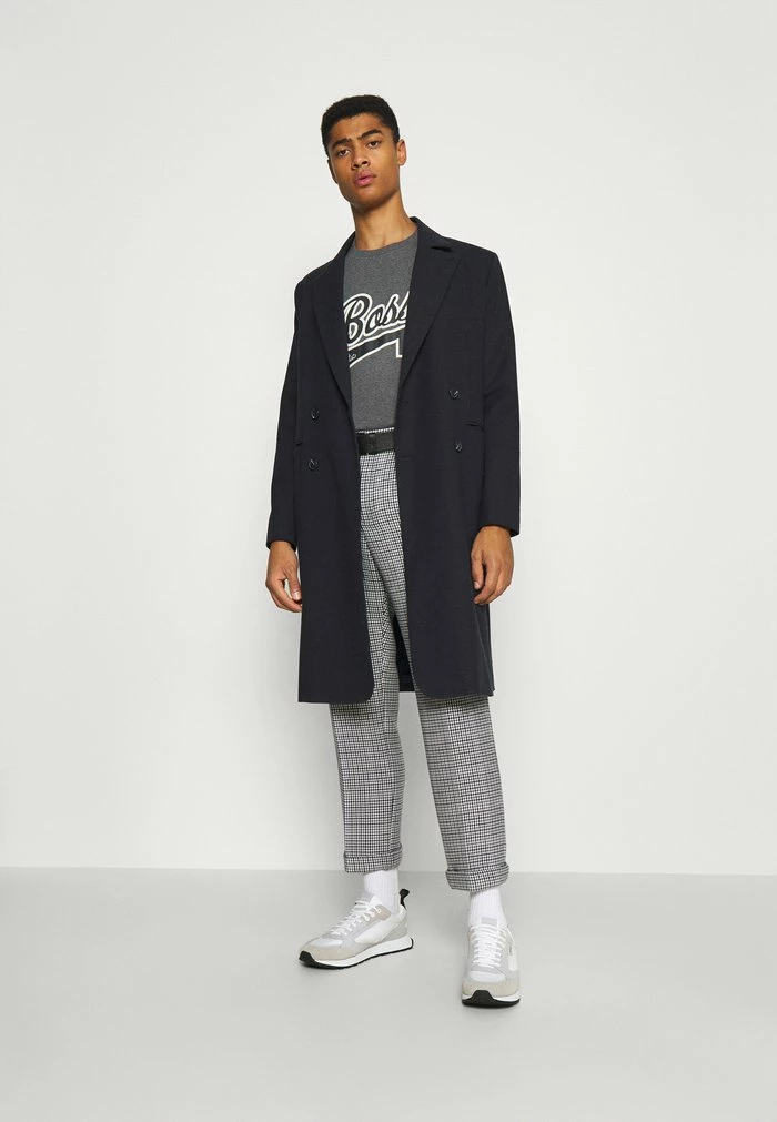 BOSS X RUSSELL ATHLETIC - Print T-shirt - Medium Grey 4 BOSS X RUSSELL ATHLETIC - Print T-shirt - Medium Grey - Image 2