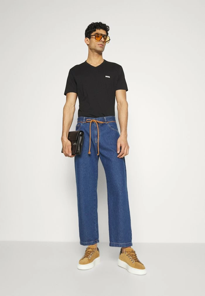 BOSS TEEVN CURVED - Print T-shirt - Black 4 BOSS TEEVN CURVED - Print T-shirt - Black - Image 2