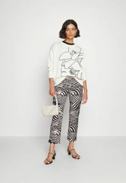 BOSS FAMARINA - Jumper - Open White -BOSS Sales Store 8ff955f4a74948248dbd859781f758c7