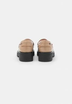BOSS CHRIS COLLEGE - Slip-ons - Medium Beige 12 BOSS CHRIS COLLEGE - Slip-ons - Medium Beige -BOSS Sales Store 9f1f4c6b0da8412faadeb65755ccd48e
