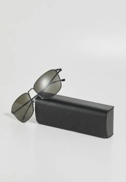 BOSS Sunglasses - Matt Black 10 BOSS Sunglasses - Matt Black -BOSS Sales Store abe89aa9b6414f8d8268fcf92167fbf2