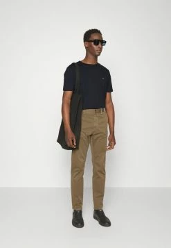 BOSS TEE CURVED - Basic T-shirt - Dark Blue 9 BOSS TEE CURVED - Basic T-shirt - Dark Blue -BOSS Sales Store ac196ff43ea4429fb37337b2570e3156