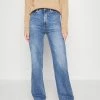 BOSS MODERN WIDE - Straight Leg Jeans - Medium Blue -BOSS Sales Store aff5b06381b64e19a72ba3ad0876b35c
