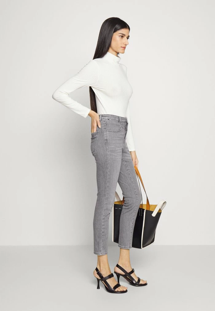 BOSS SKINNY CROP - Straight Leg Jeans - Silver 6 BOSS SKINNY CROP - Straight Leg Jeans - Silver - Image 4