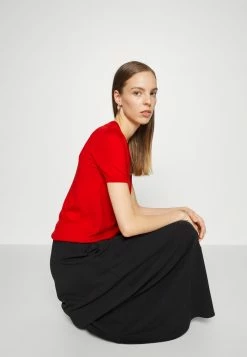BOSS FALYSSIAS - Basic T-shirt - Bright Red -BOSS Sales Store c93c880739e64233a658c67509f4ecfb