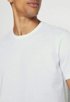 BOSS COMFORT 2 PACK - Undershirt - White -BOSS Sales Store d699df1cb5584d0ab280c3da7d30c253