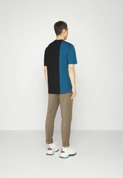 BOSS TIBURT - Print T-shirt - Black -BOSS Sales Store e38aed5ff58d4f15b319a90aca13bfe2