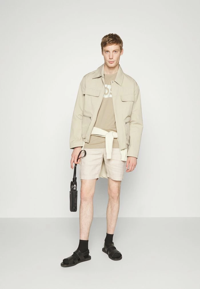 BOSS TIBURT - Print T-shirt - Light Beige 4 BOSS TIBURT - Print T-shirt - Light Beige - Image 2