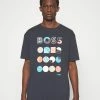 BOSS TEE - Print T-shirt - Dark Blue -BOSS Sales Store e69704df373b42eeba812af0252752d5