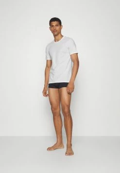 BOSS CLASSIC 3 PACK - Undershirt - Open Miscellaneous -BOSS Sales Store e6d89842855d4664878f3ff42c3c5573