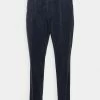 BOSS PERIN PLEAT - Trousers - Dark Blue -BOSS Sales Store f0f4546f805c412f985284b769f84568