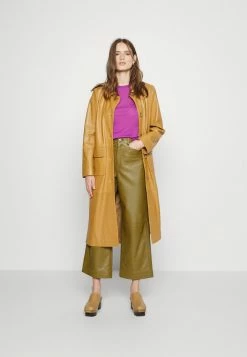 BOSS FALYSSIA - Basic T-shirt - Bright Purple -BOSS Sales Store f816c11293a84e599c5c608c5c935f47